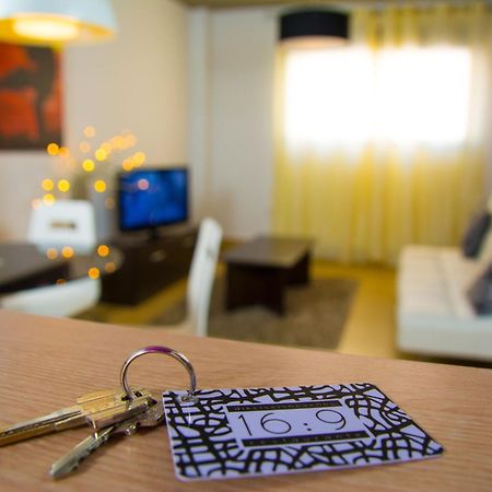 Apartamentos 16:9 Playa Suites Альмерия Экстерьер фото